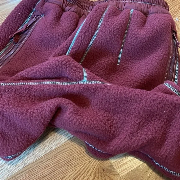 Free People Hit The Slopes Fleece Pants Size XS NWT - Picture 10 of 12